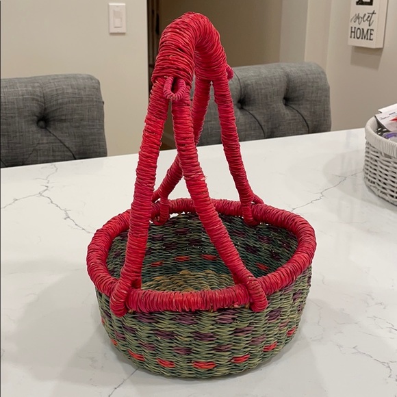 NWOT Blessing Basket - Picture 2 of 4